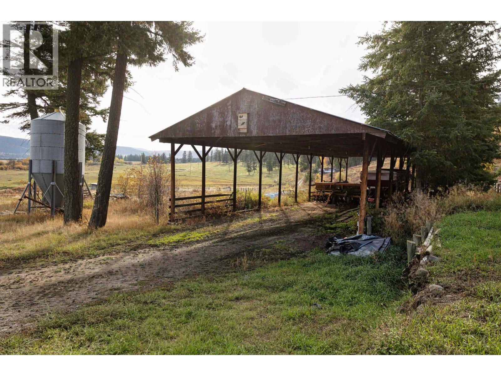 335 Salmon Road, Williams Lake, British Columbia  V2G 5H5 - Photo 29 - C8080812