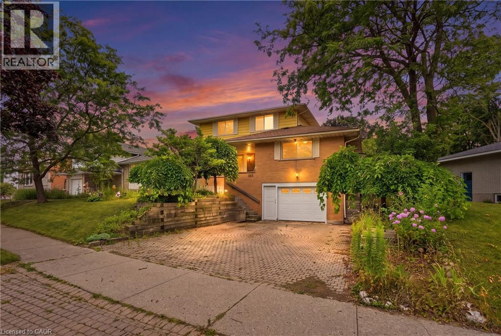 101 CROSBY Drive, Kitchener, Ontario