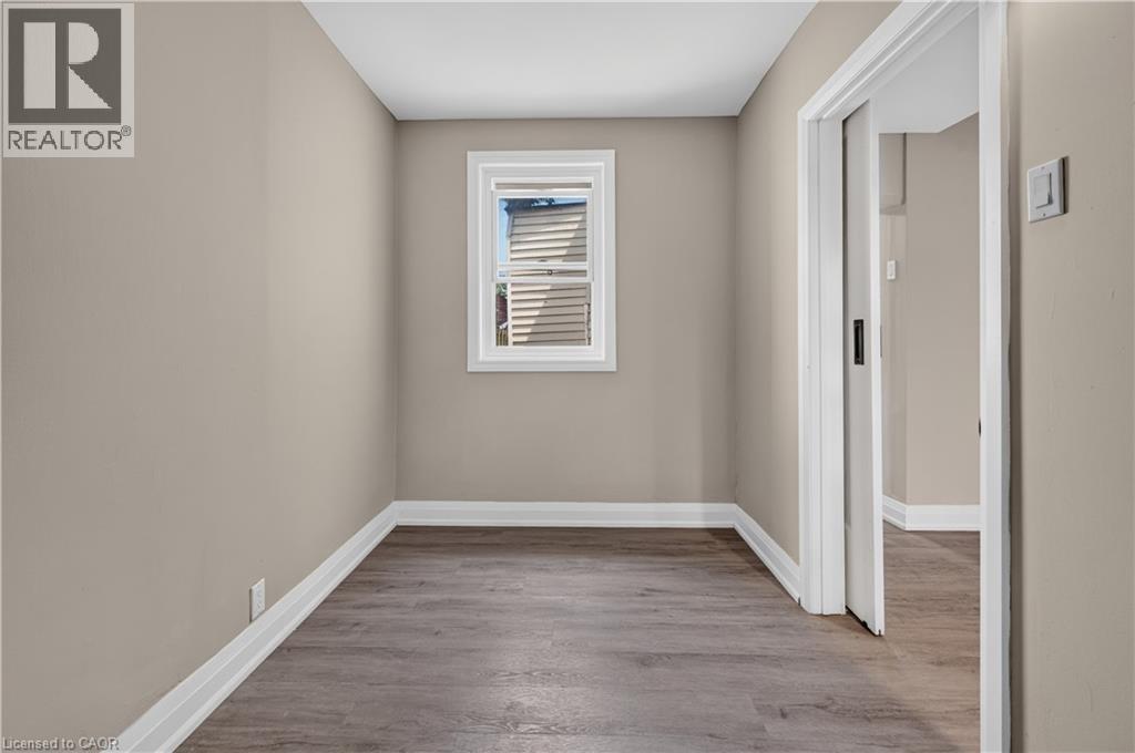 332 East Avenue N, Hamilton, Ontario  L8L 5J5 - Photo 14 - 40853429