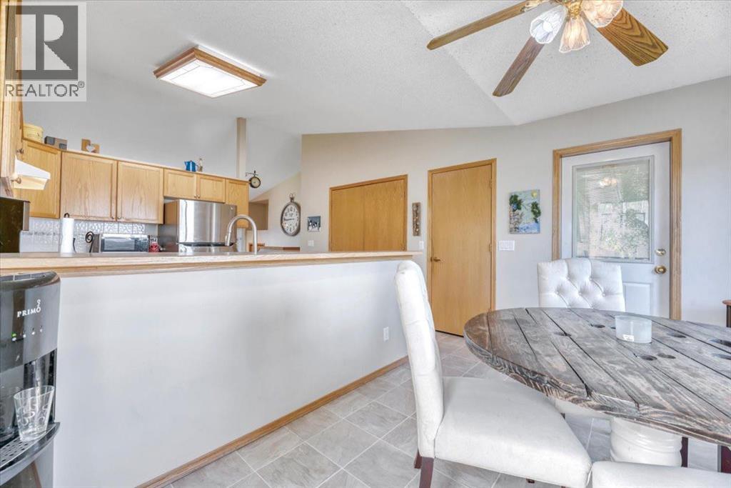 418 1 Avenue NW, Diamond Valley, Alberta  T0L 0H0 - Photo 9 - A2327477