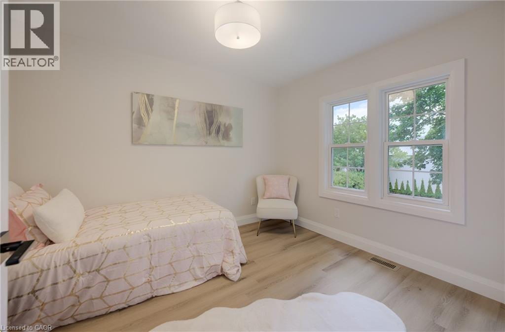 34 Moore Avenue N, Waterloo, Ontario  N2J 3E5 - Photo 18 - 40853970