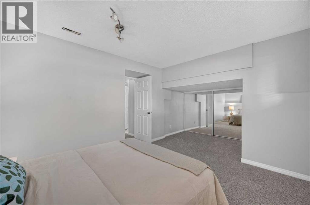 307 Covehaven View NE, Calgary, Alberta  T3K 5S4 - Photo 38 - A2333844