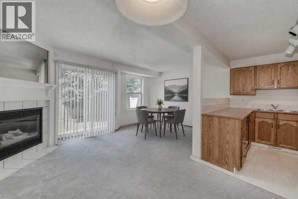 15 Harvest Glen Heights NE, Calgary, Alberta  T3K 4L3 - Photo 4 - A2334476