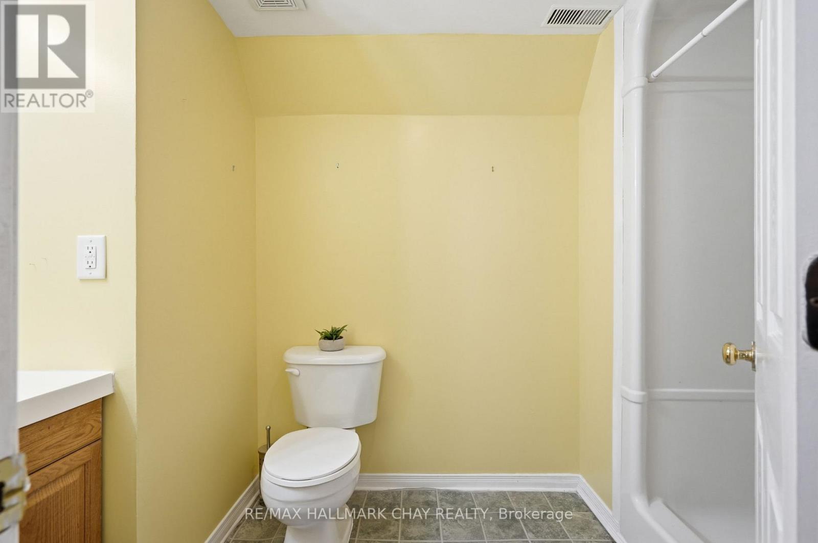 4 Hawthorne Crescent, Barrie, Ontario  L4N 8K1 - Photo 30 - S13576594