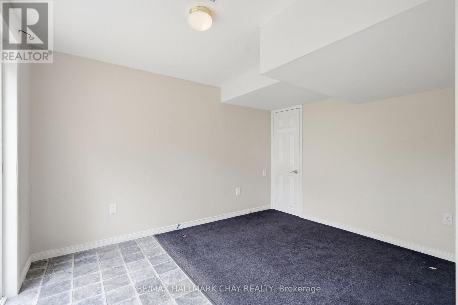 4 Hawthorne Crescent, Barrie, Ontario  L4N 8K1 - Photo 31 - S13576594