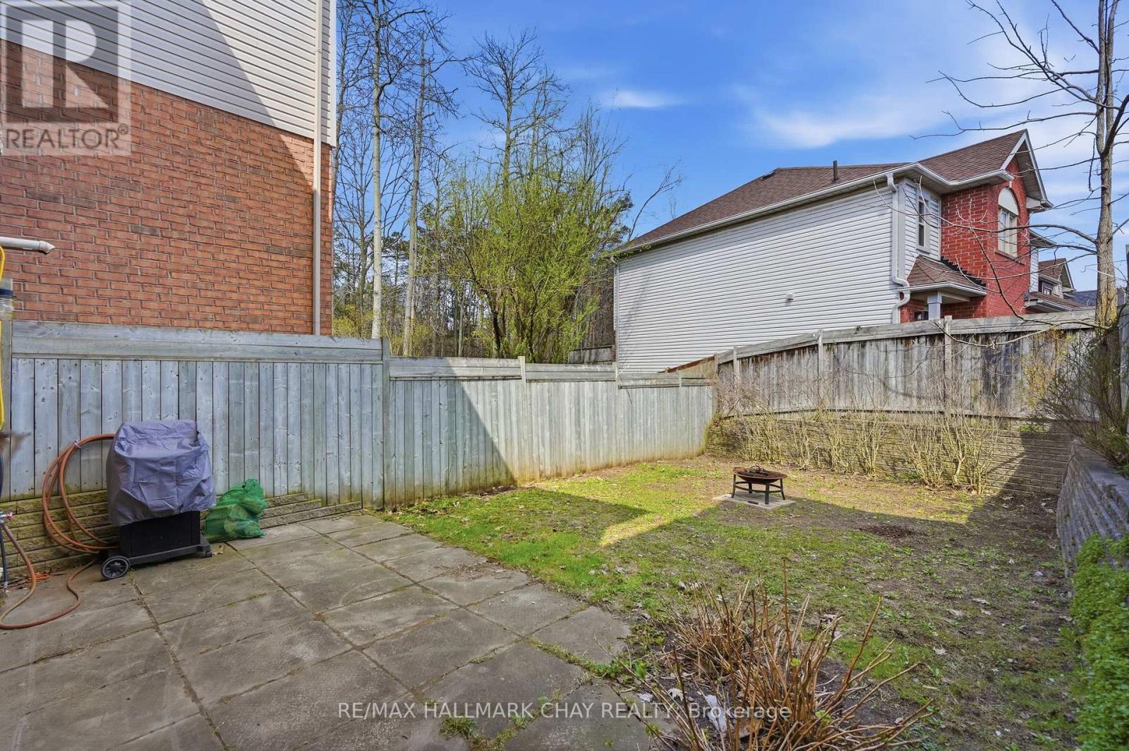 4 Hawthorne Crescent, Barrie, Ontario  L4N 8K1 - Photo 35 - S13576594