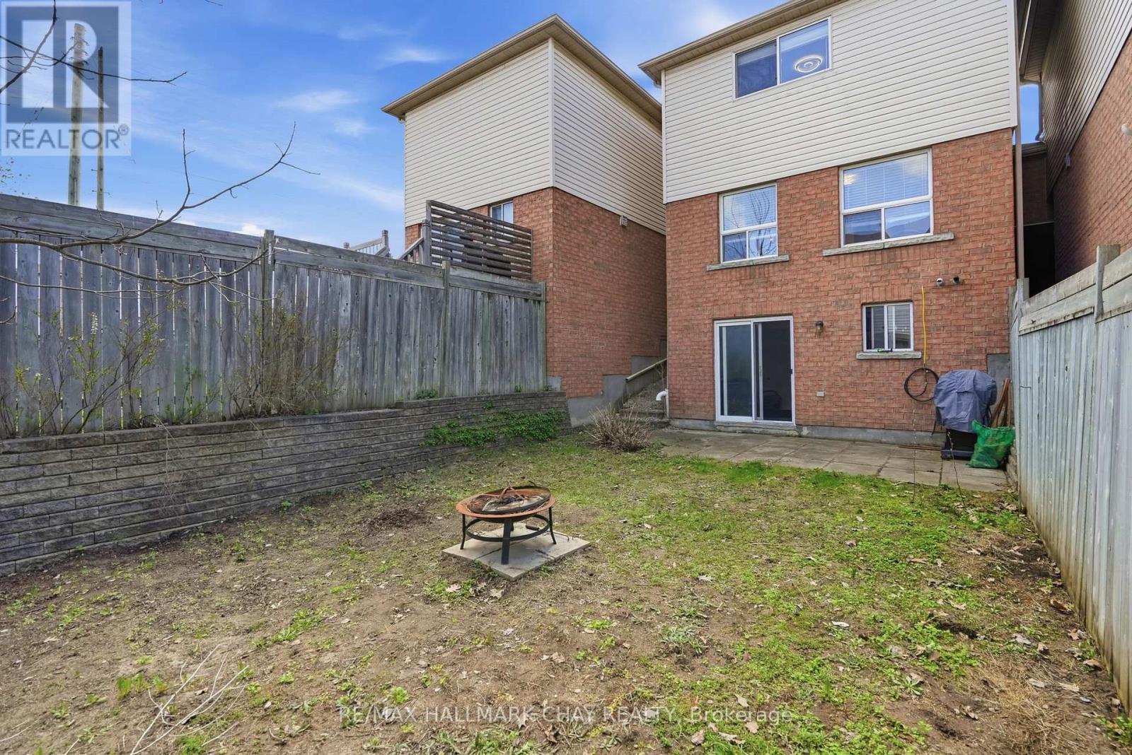 4 Hawthorne Crescent, Barrie, Ontario  L4N 8K1 - Photo 36 - S13576594