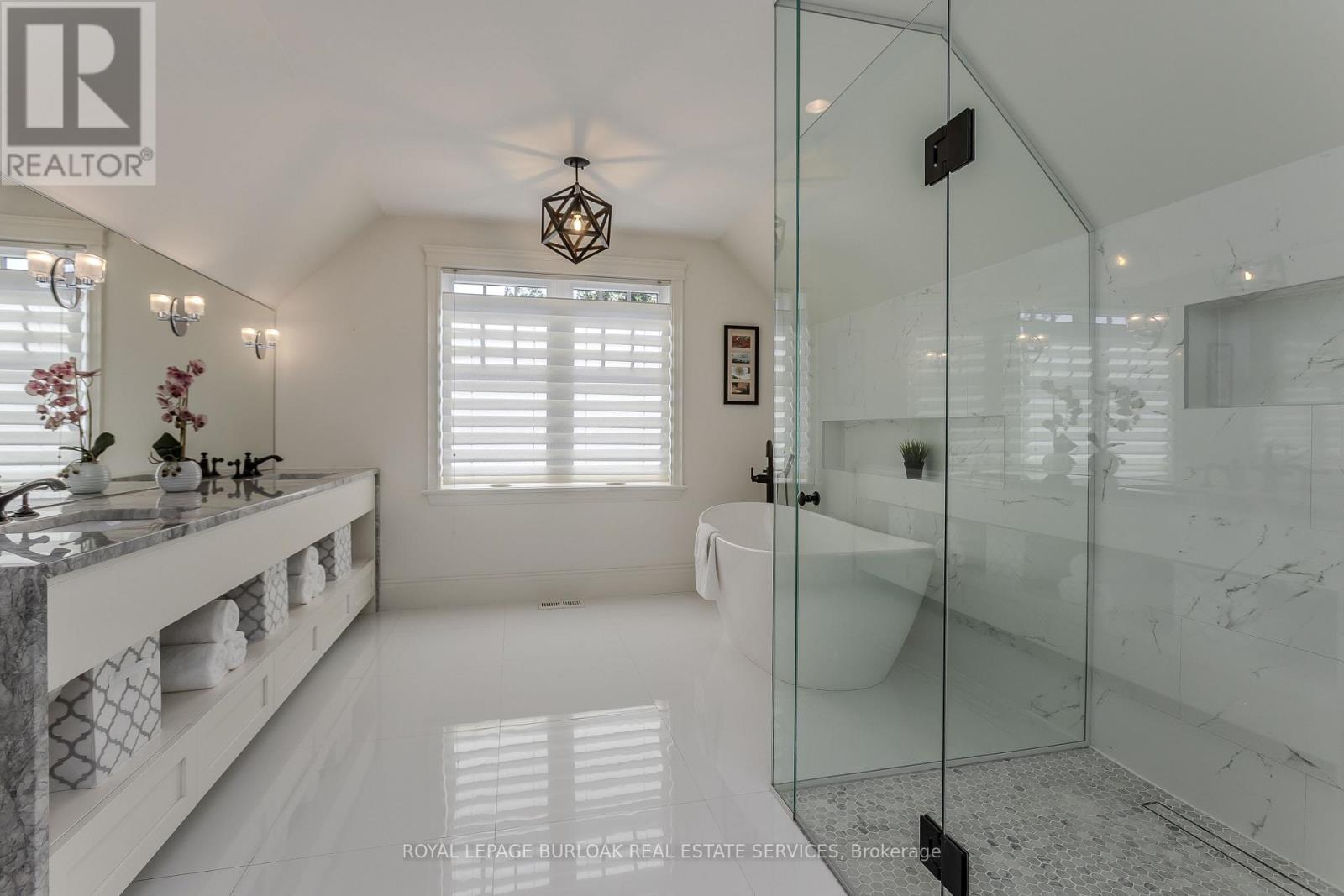 427 Smith Avenue, Burlington, Ontario  L7R 2T9 - Photo 24 - W13646130
