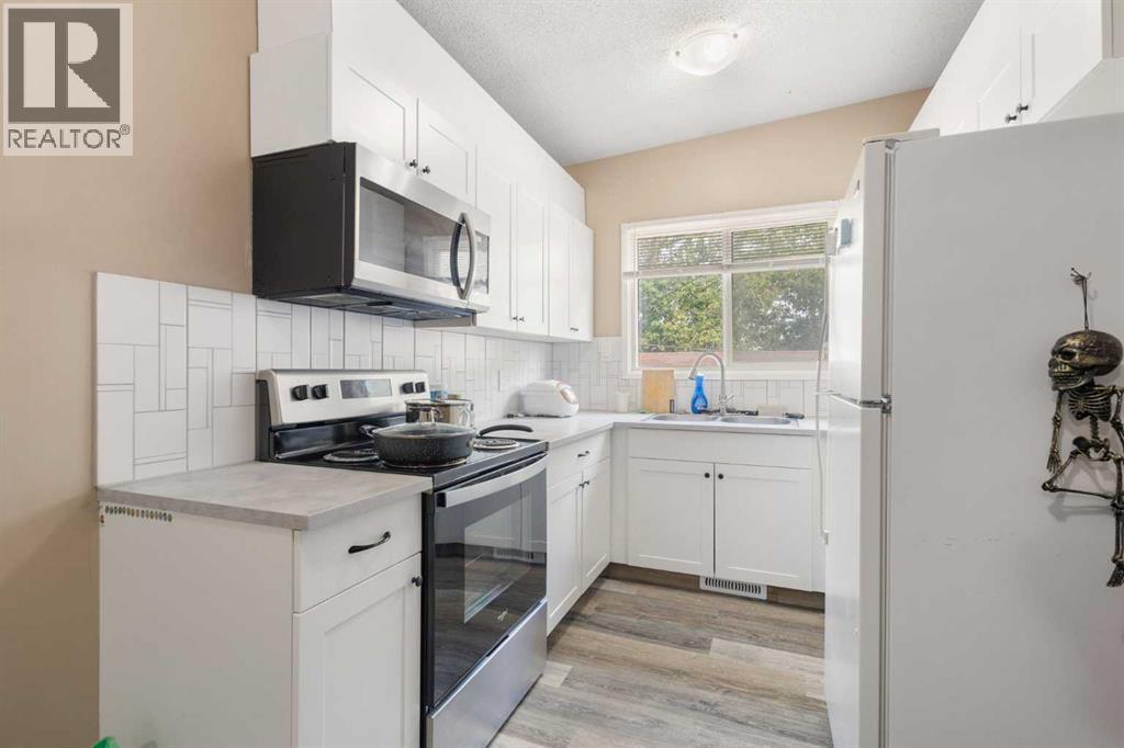 11268 6  SW, Calgary, Alberta  T2W 1V9 - Photo 14 - A2335391