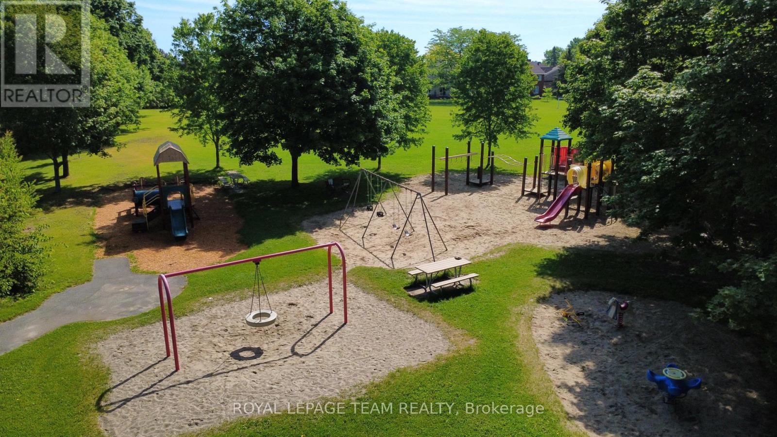 61 Amberwood Crescent, Ottawa, Ontario  K2E 7C2 - Photo 44 - X13588958