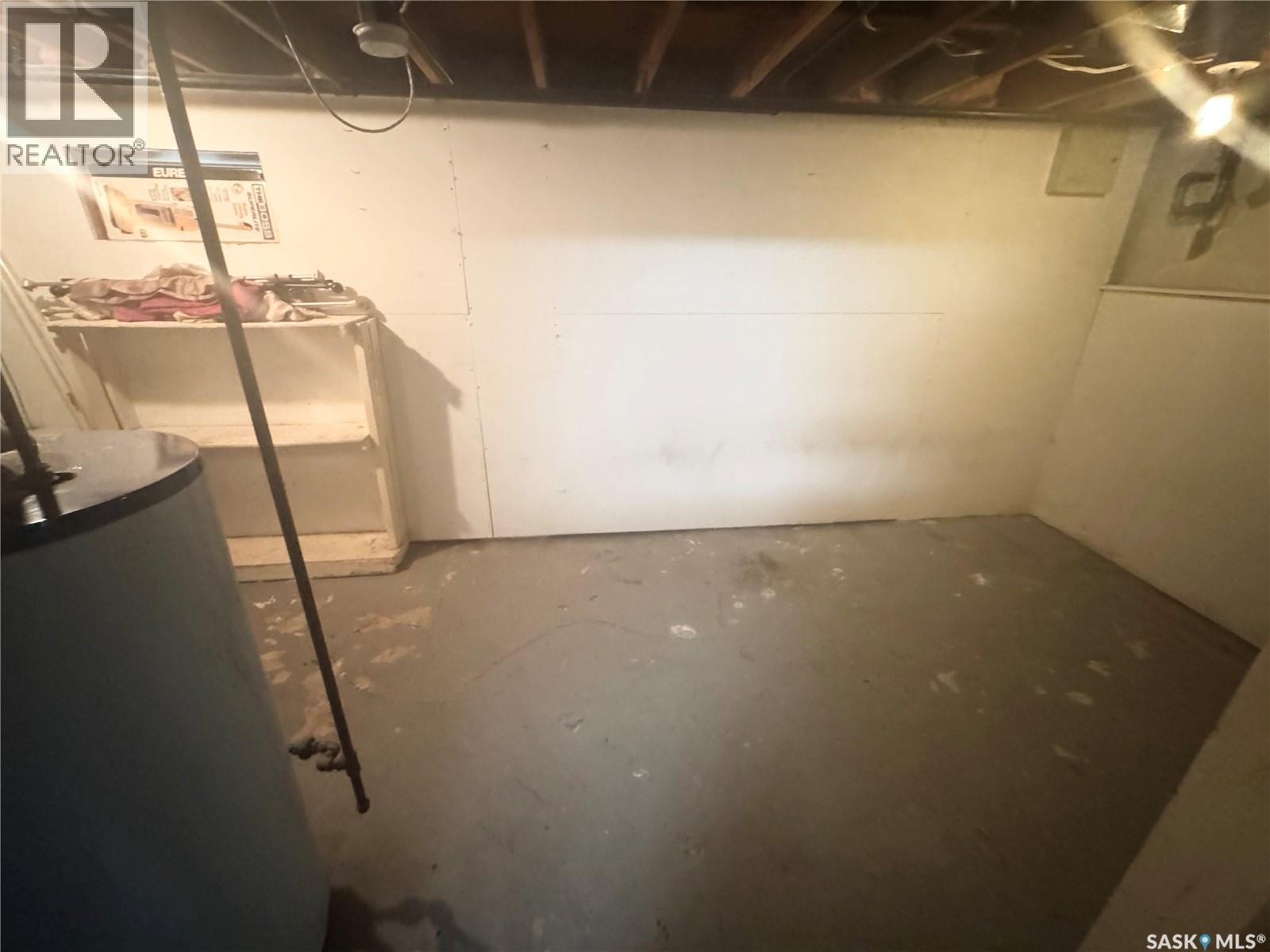 755 Cameron Street, Regina, Saskatchewan  S4T 2S5 - Photo 11 - SK044807