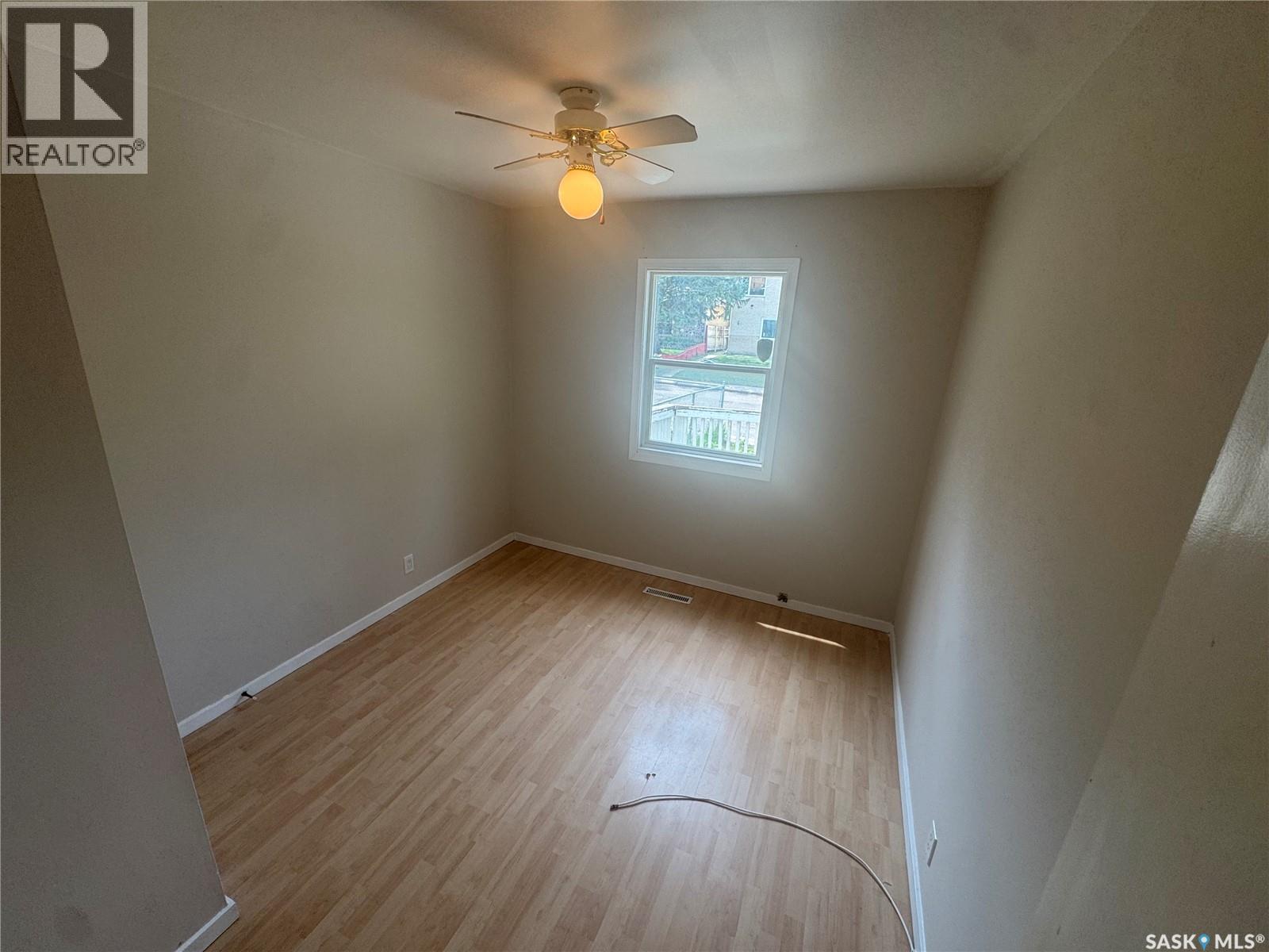 755 Cameron Street, Regina, Saskatchewan  S4T 2S5 - Photo 6 - SK044807