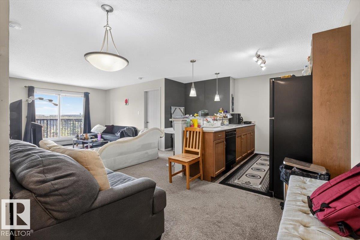 #421 1180 Hyndman Rd NW, Edmonton, Alberta  T5A 0P8 - Photo 12 - E4502199