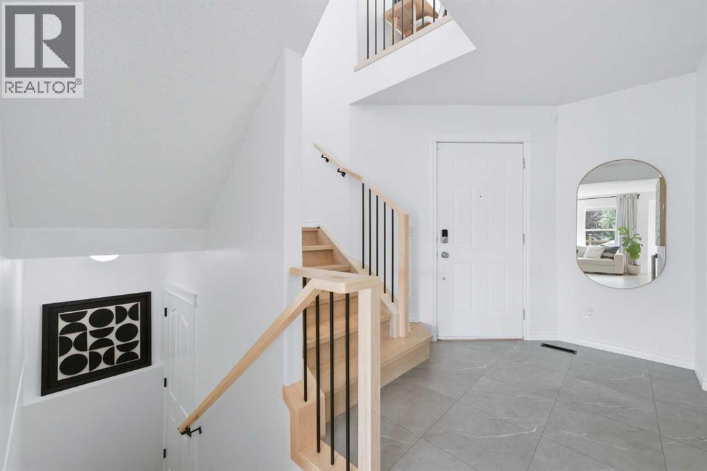 91 Bridleridge Crescent SW, Calgary, Alberta  T2Y 4E9 - Photo 6 - A2318439