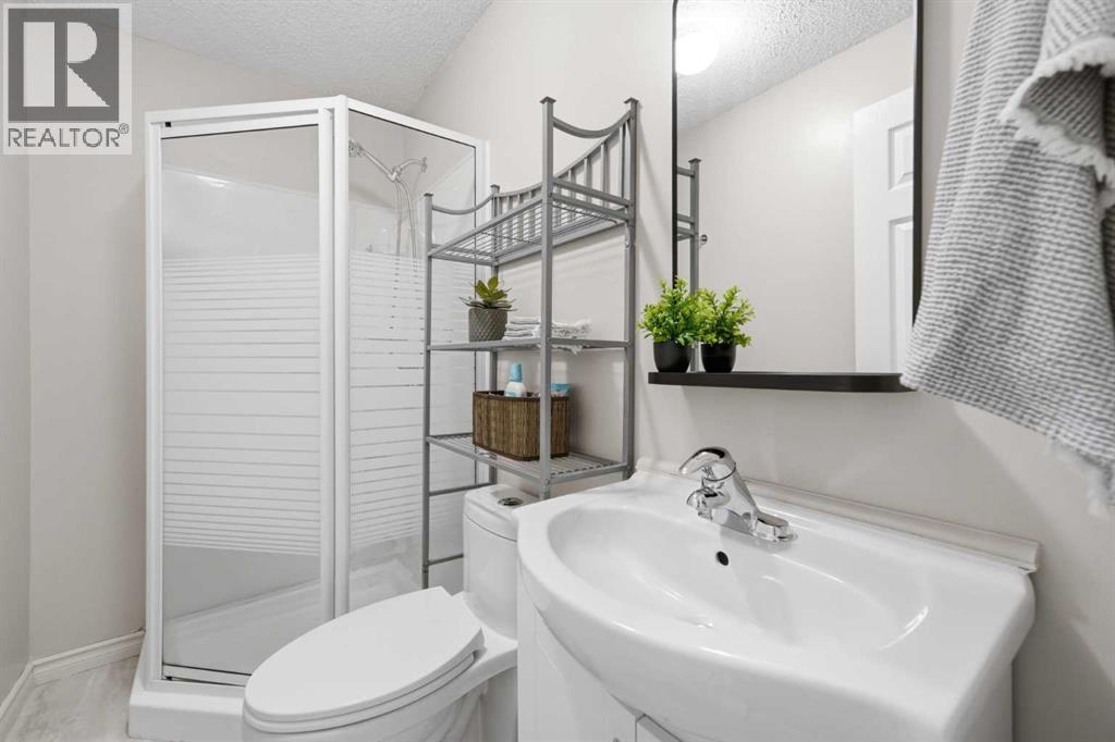 91 Bridleridge Crescent SW, Calgary, Alberta  T2Y 4E9 - Photo 37 - A2318439