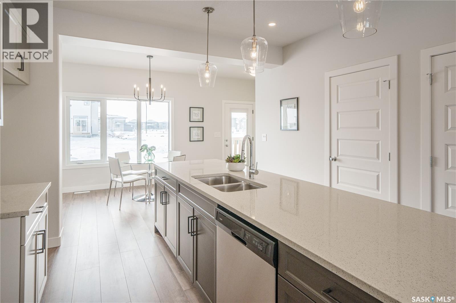 2972 Green Turtle Road, Regina, Saskatchewan  S4V 4G4 - Photo 11 - SK044091