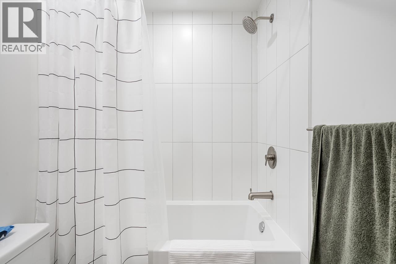 317 3594 Malsum Drive, North Vancouver, British Columbia  V7G 0B4 - Photo 25 - R3120187