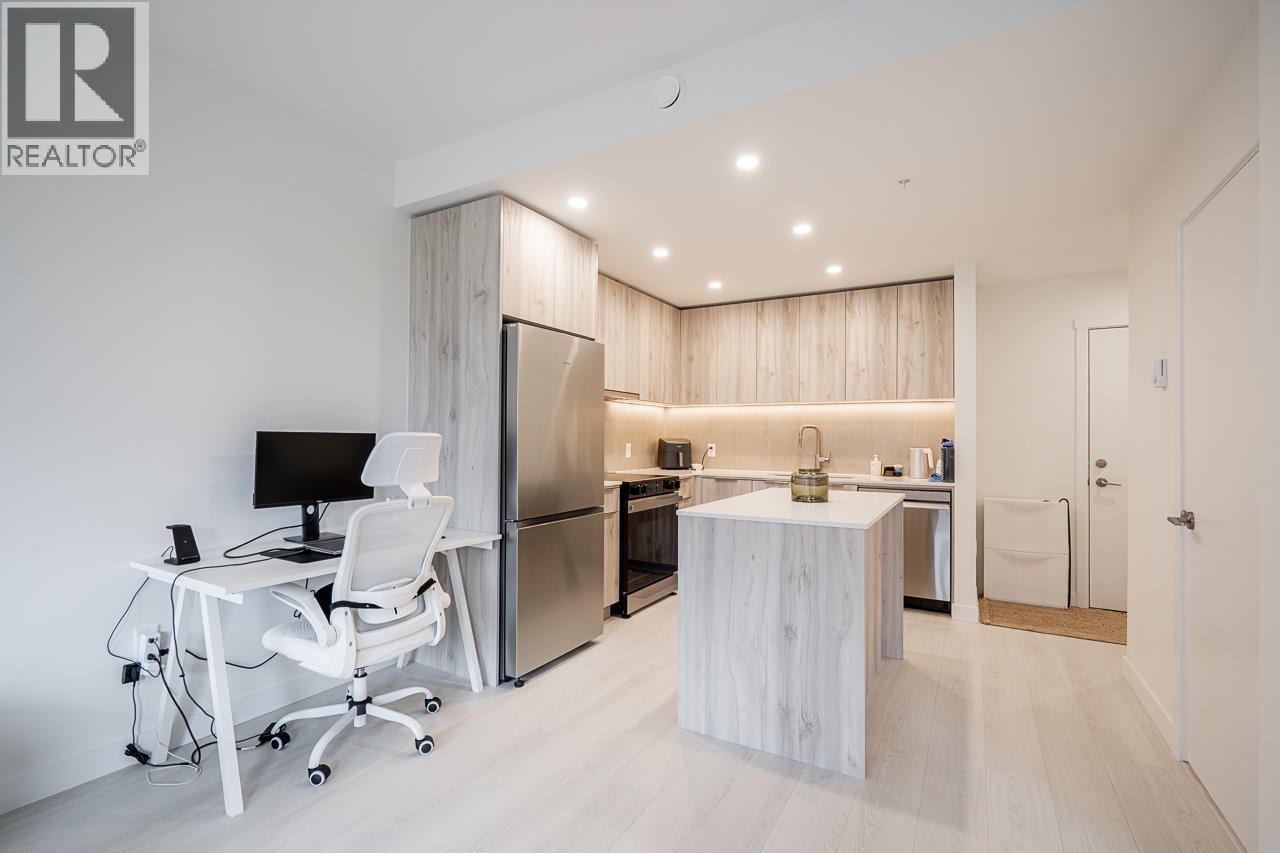 317 3594 Malsum Drive, North Vancouver, British Columbia  V7G 0B4 - Photo 15 - R3120187