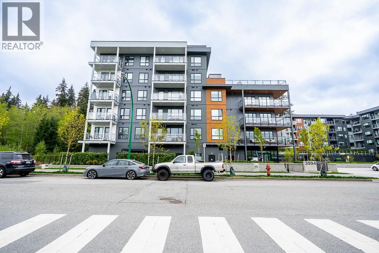 317 3594 Malsum Drive, North Vancouver, British Columbia  V7G 0B4 - Photo 2 - R3120187