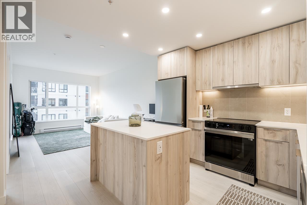 317 3594 MALSUM DRIVE, North Vancouver, British Columbia
