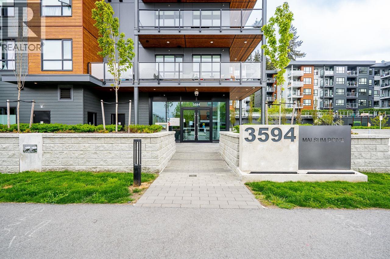 317 3594 Malsum Drive, North Vancouver, British Columbia  V7G 0B4 - Photo 4 - R3120187