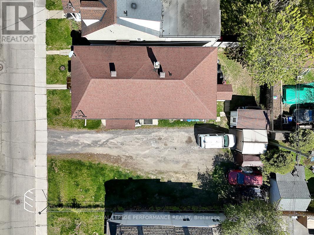 228 Carillon Street, Ottawa, Ontario  K1L 5X8 - Photo 5 - X13647108