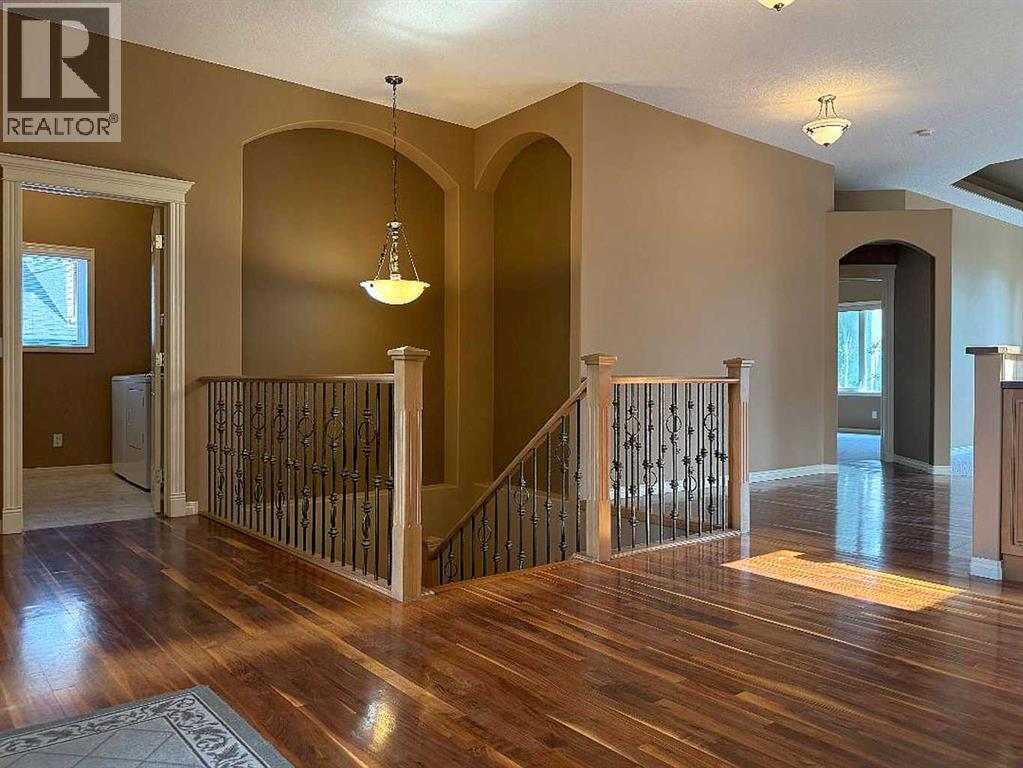 157 Valley Creek Place NW, Calgary, Alberta  T3B 5V1 - Photo 22 - A2334554