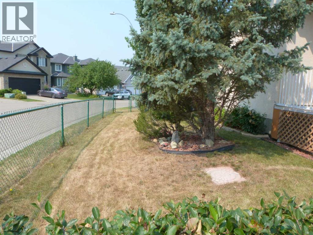 157 Valley Creek Place NW, Calgary, Alberta  T3B 5V1 - Photo 39 - A2334554