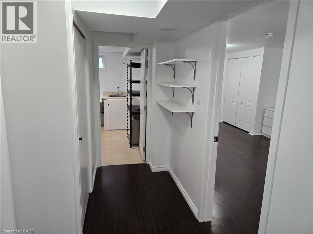 2026 Fontwell Crescent Unit# B, Peel, Ontario  L5J 2G7 - Photo 13 - 40853815