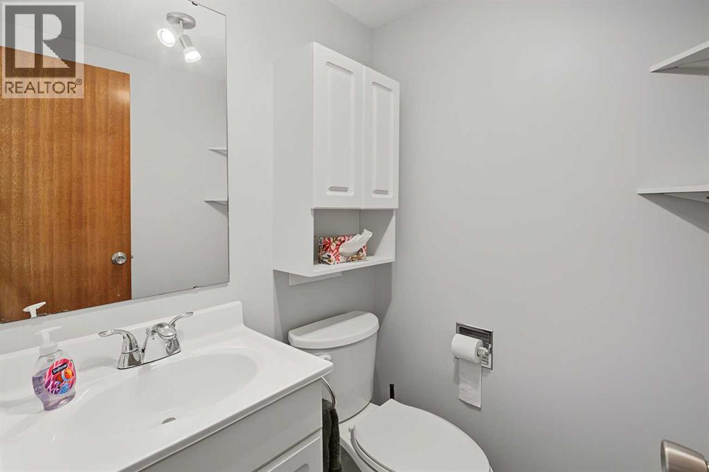 3414 Morley Trail NW, Calgary, Alberta  T2M 4H4 - Photo 14 - A2334825