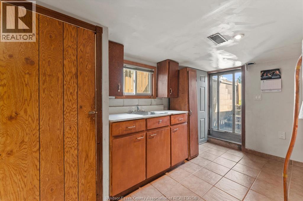 1768 Hall Avenue, Windsor, Ontario  N8W 2L4 - Photo 19 - 26019104