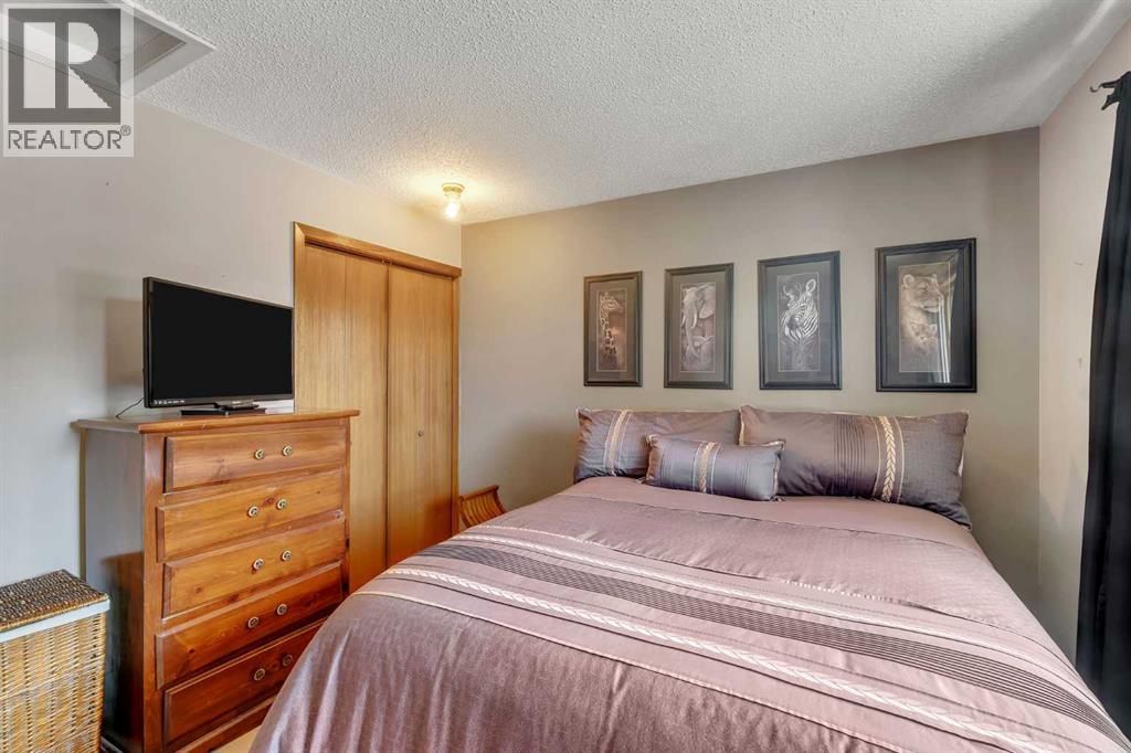 36 Mckerrell Court SE, Calgary, Alberta  T2Z 1M9 - Photo 22 - A2332785