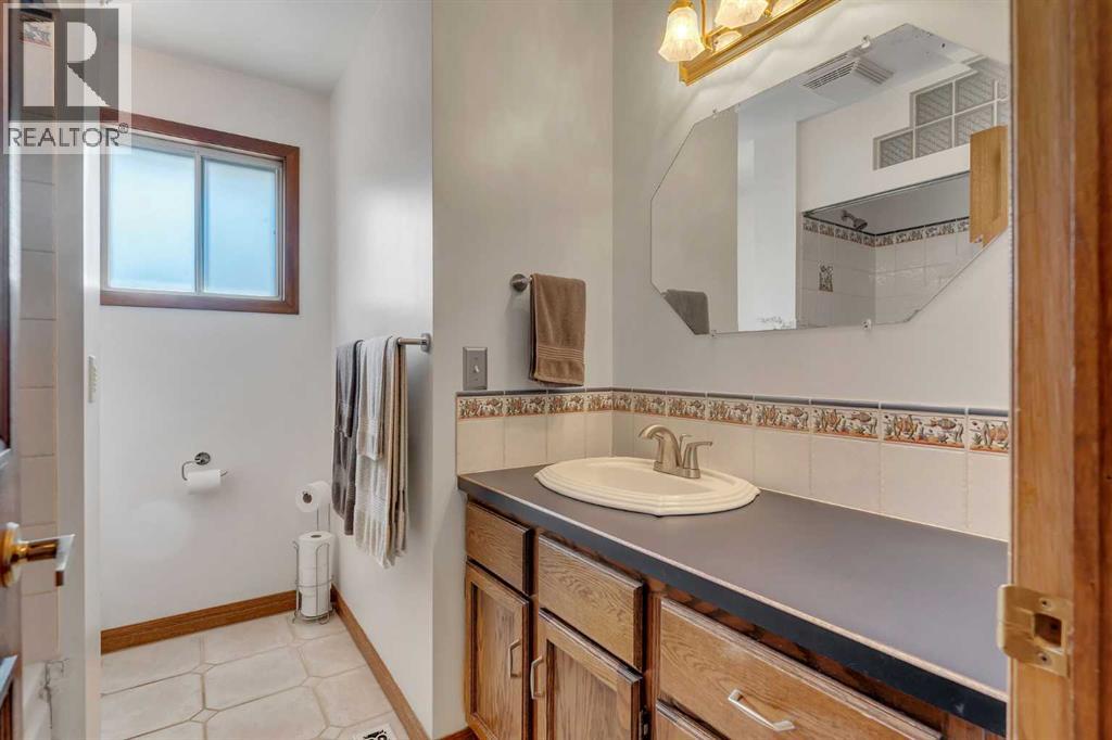 36 Mckerrell Court SE, Calgary, Alberta  T2Z 1M9 - Photo 23 - A2332785