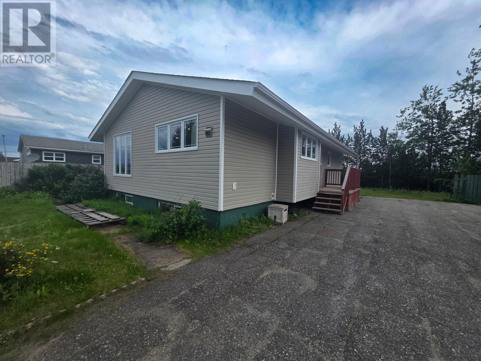 800 Balsam Crescent, Labrador City — photo 2