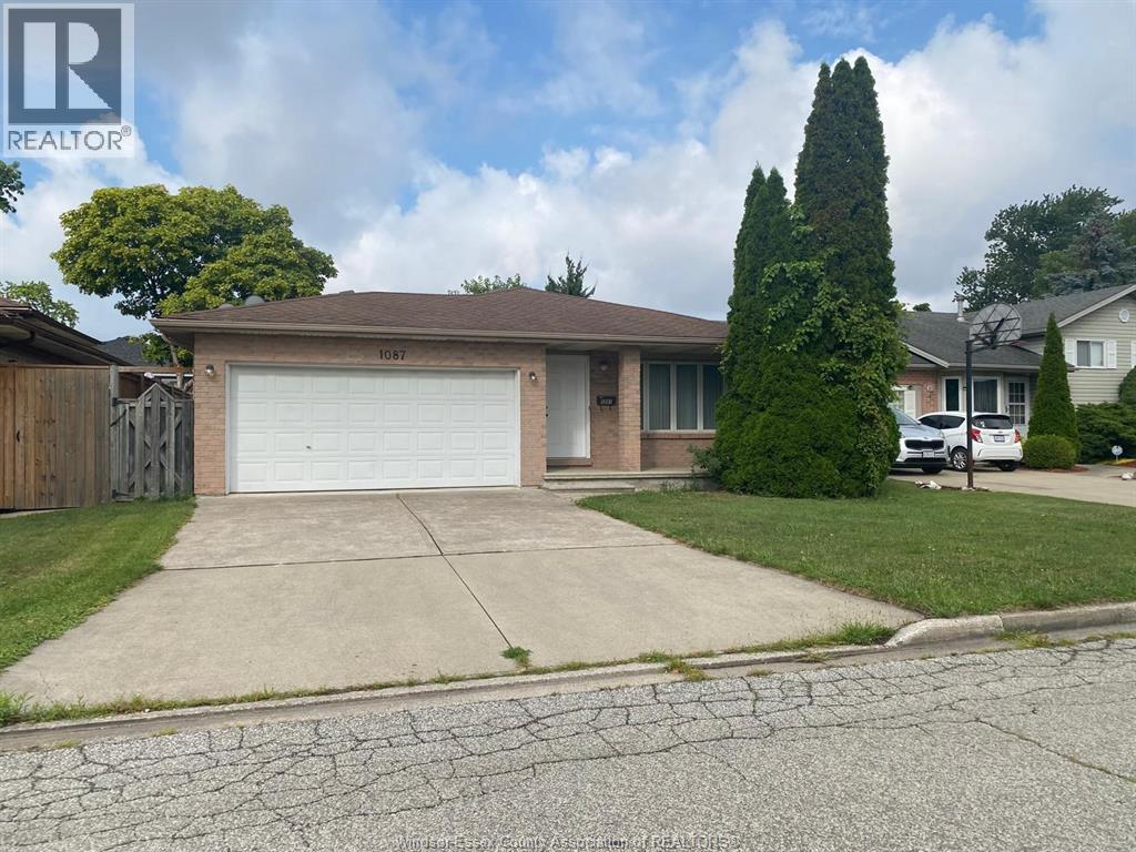 1087 Brookview Crescent, Windsor, Ontario N8W 5H3 - Photo 1 - 26019050