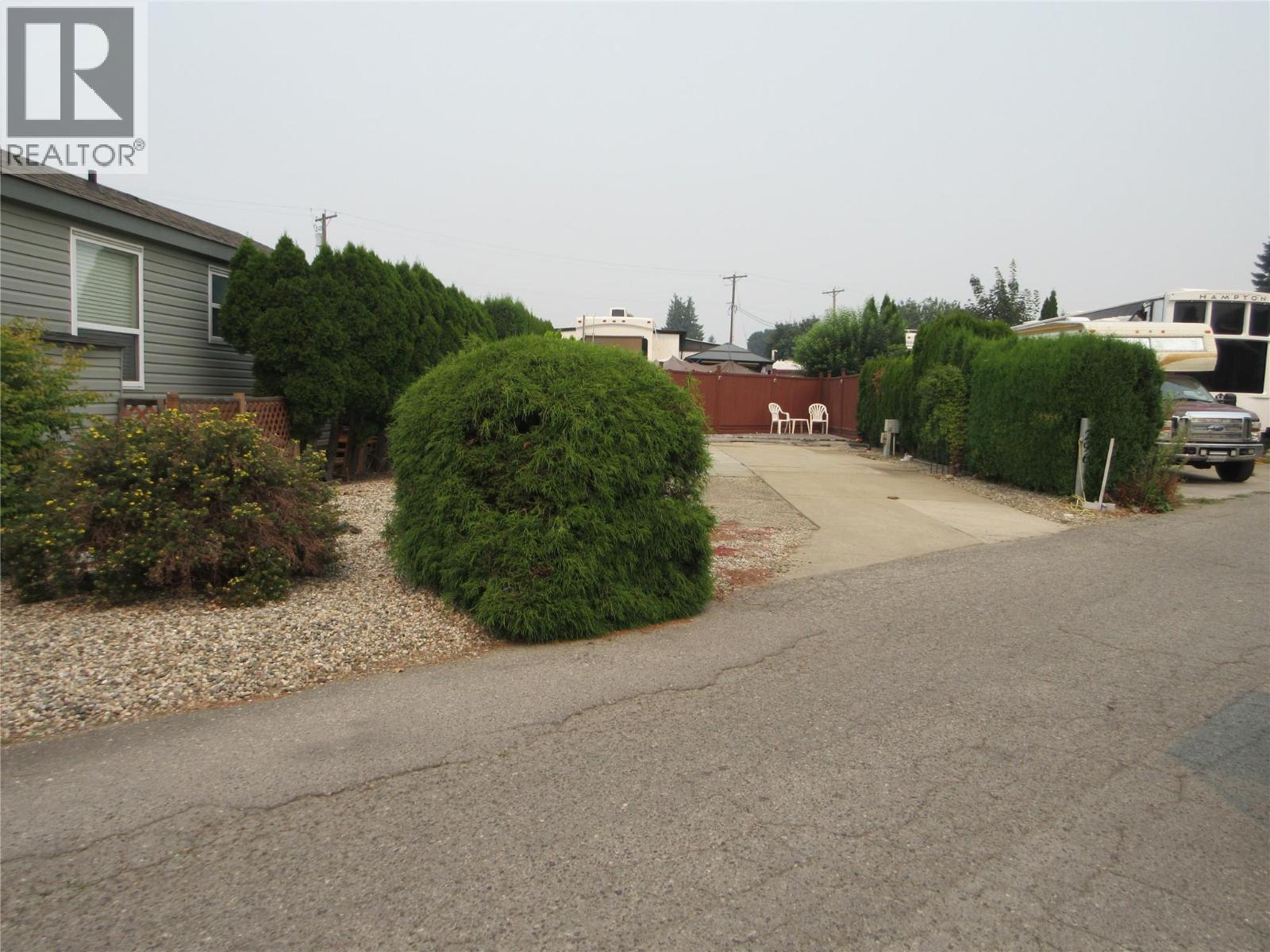 415 Commonwealth Road Unit# 296, Kelowna, British Columbia  V4V 1P4 - Photo 2 - 10391041
