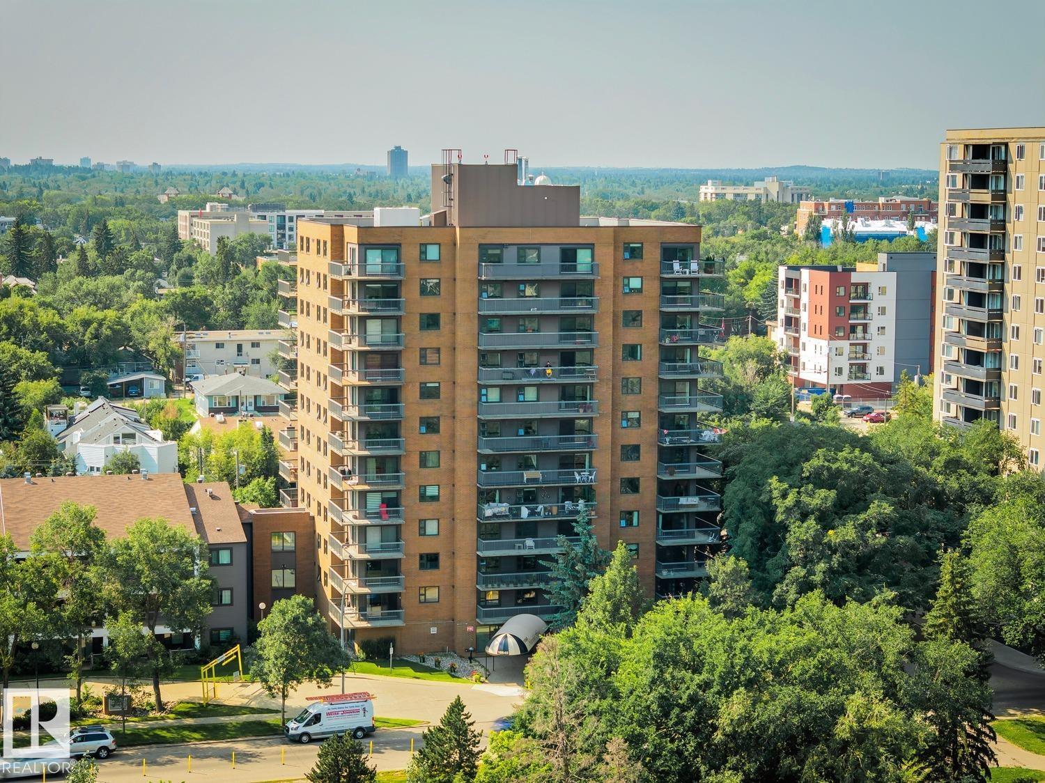 #401 10545 Saskatchewan Dr NW, Edmonton, Alberta T6E 6C6 - Photo 1 - E4502458