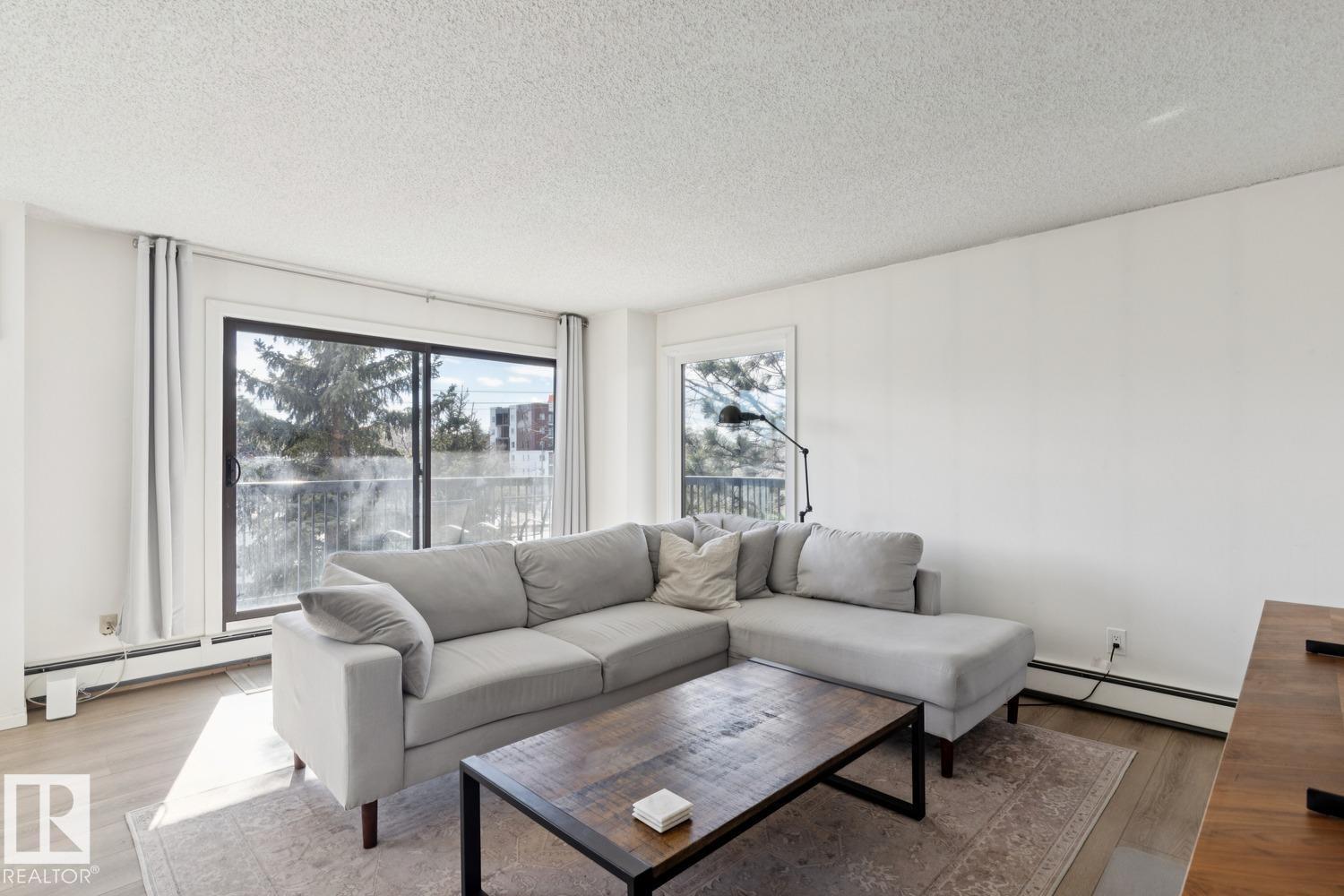 #401 10545 Saskatchewan Dr NW, Edmonton, Alberta T6E 6C6 - Photo 6 - E4502458