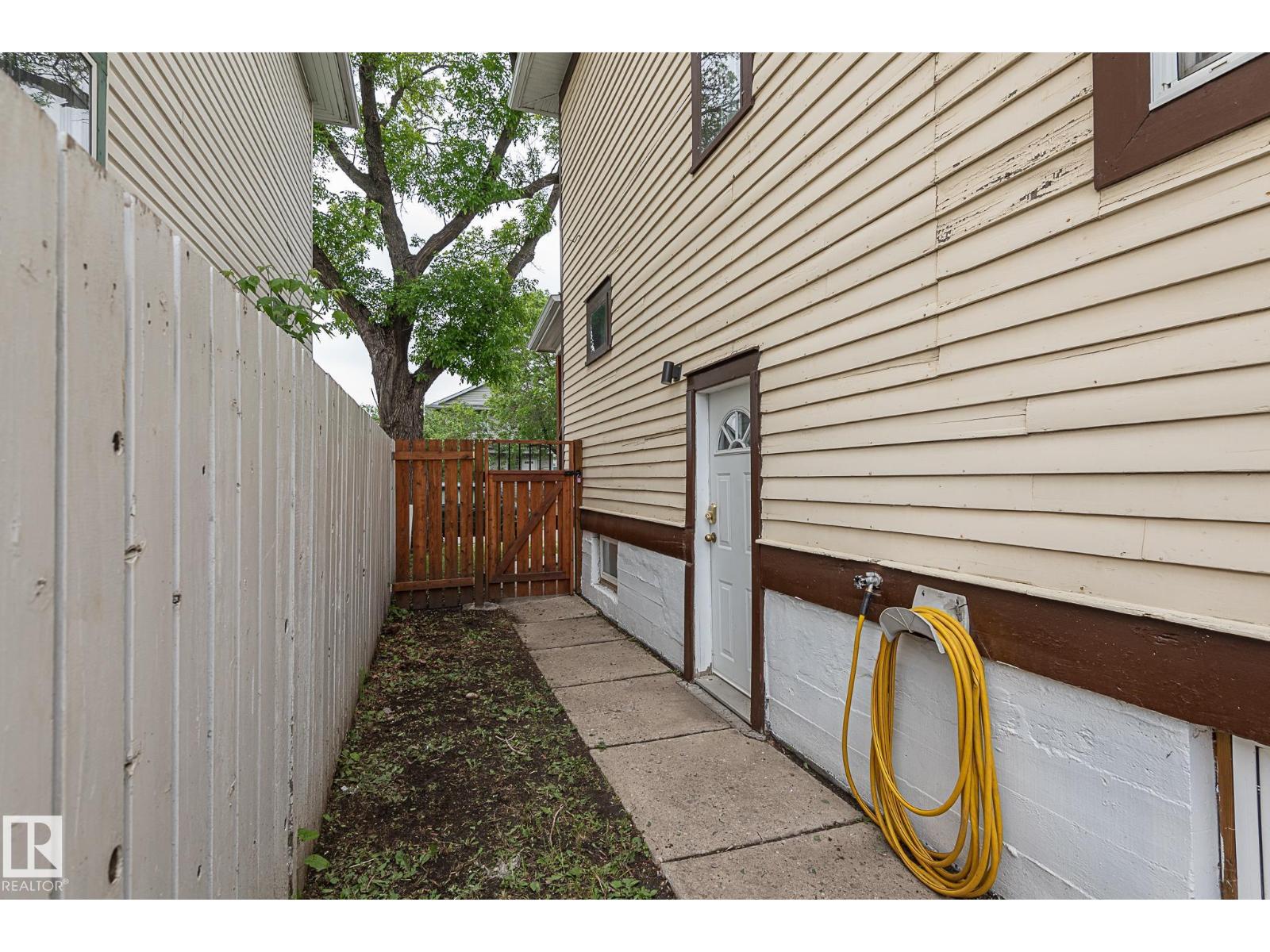 9623 110a Av NW, Edmonton, Alberta  T5H 1J8 - Photo 29 - E4502461