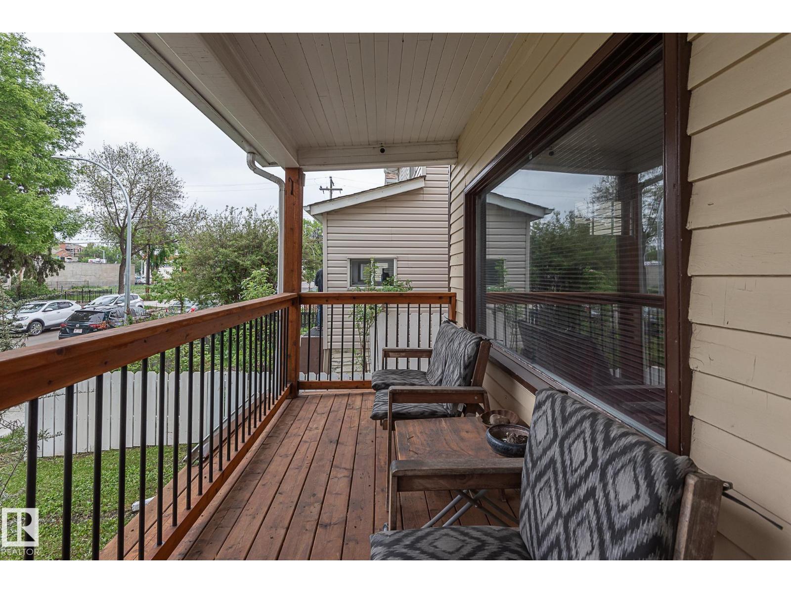 9623 110a Av NW, Edmonton, Alberta  T5H 1J8 - Photo 3 - E4502461