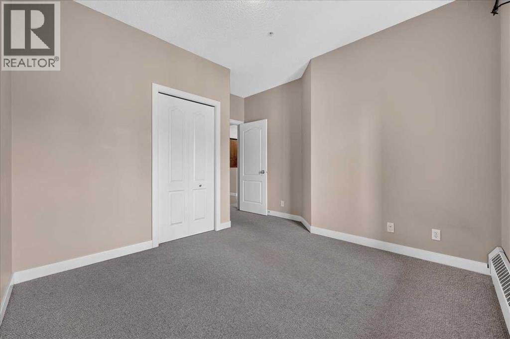 537, 10 Discovery Ridge Close SW, Calgary, Alberta  T3H 5X3 - Photo 20 - A2330872