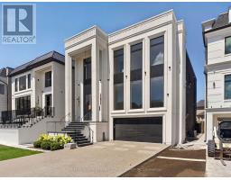 26 CLINTON DRIVE, Richmond Hill, Ontario