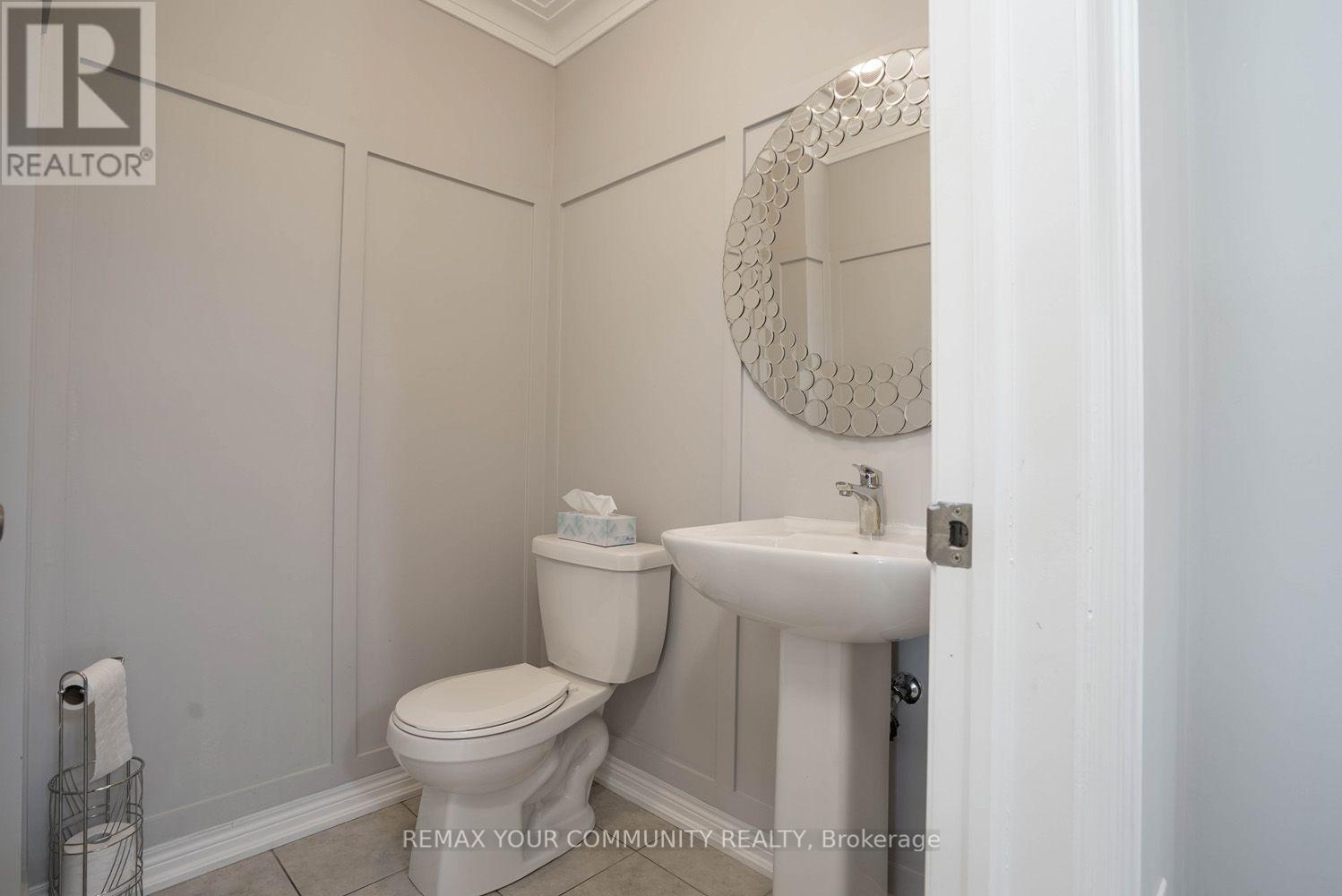 6 Globemaster Lane, Richmond Hill, Ontario  L4G 2H1 - Photo 12 - N13646538