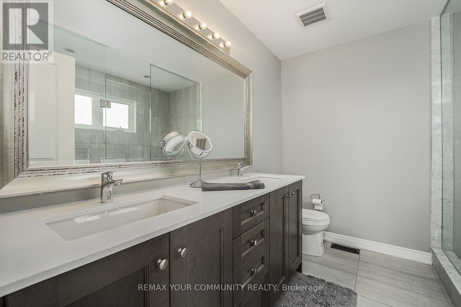 6 Globemaster Lane, Richmond Hill, Ontario  L4G 2H1 - Photo 22 - N13646538