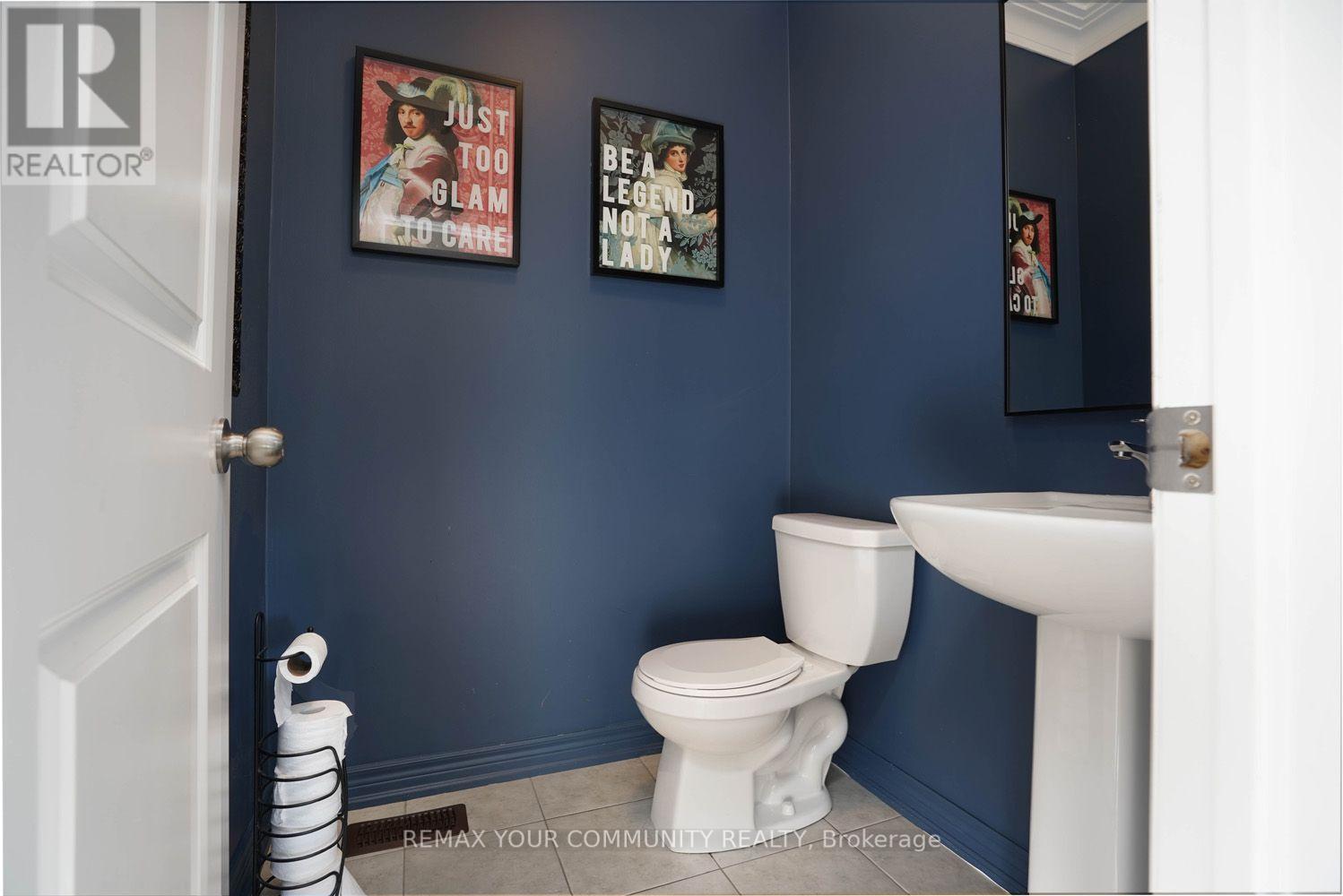 6 Globemaster Lane, Richmond Hill, Ontario  L4G 2H1 - Photo 8 - N13646538