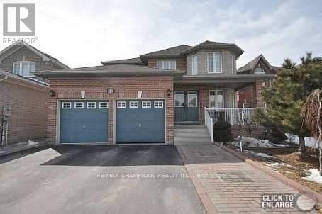 10 SPRUCELANDS AVENUE