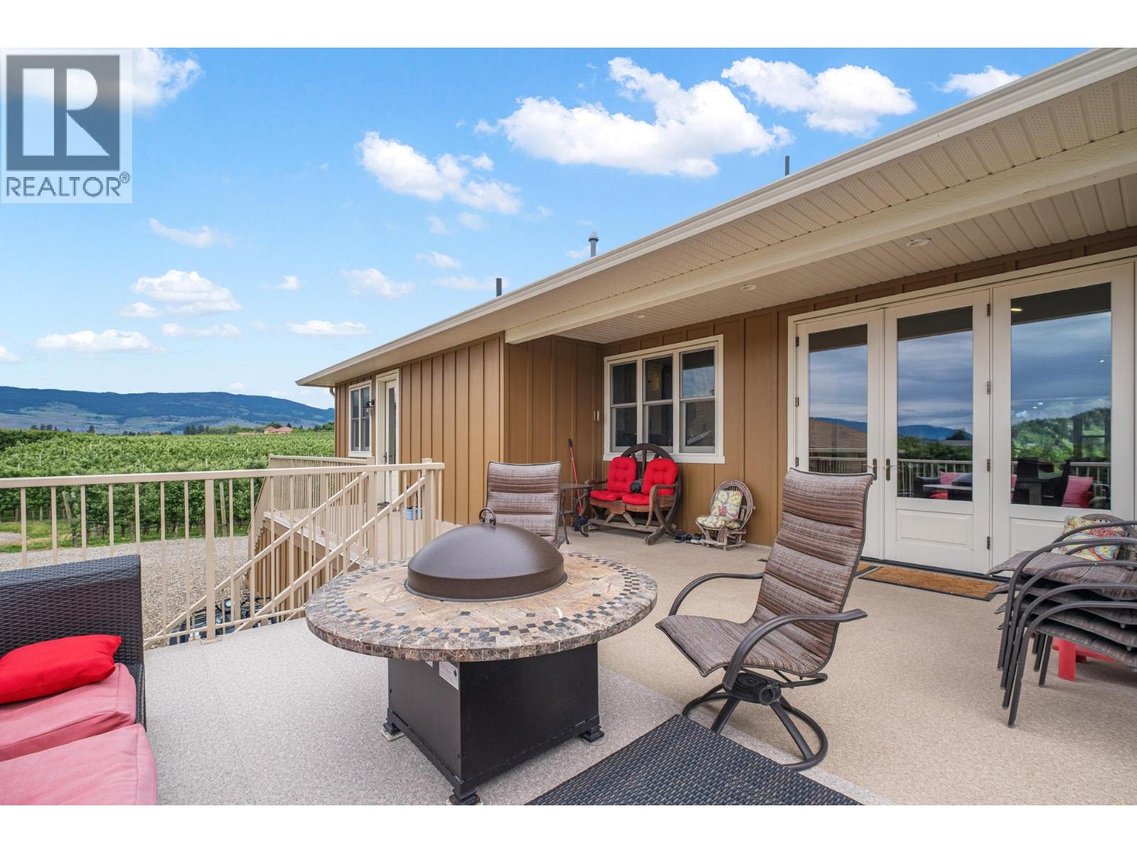 2400 Longhill Road, Kelowna, British Columbia  V1V 2G3 - Photo 14 - 10389273