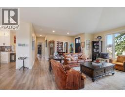 2400 Longhill Road, Kelowna, British Columbia  V1V 2G3 - Photo 11 - 10389273