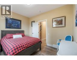 2400 Longhill Road, Kelowna, British Columbia  V1V 2G3 - Photo 48 - 10389273