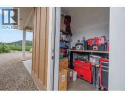 2400 Longhill Road, Kelowna, British Columbia  V1V 2G3 - Photo 62 - 10389273